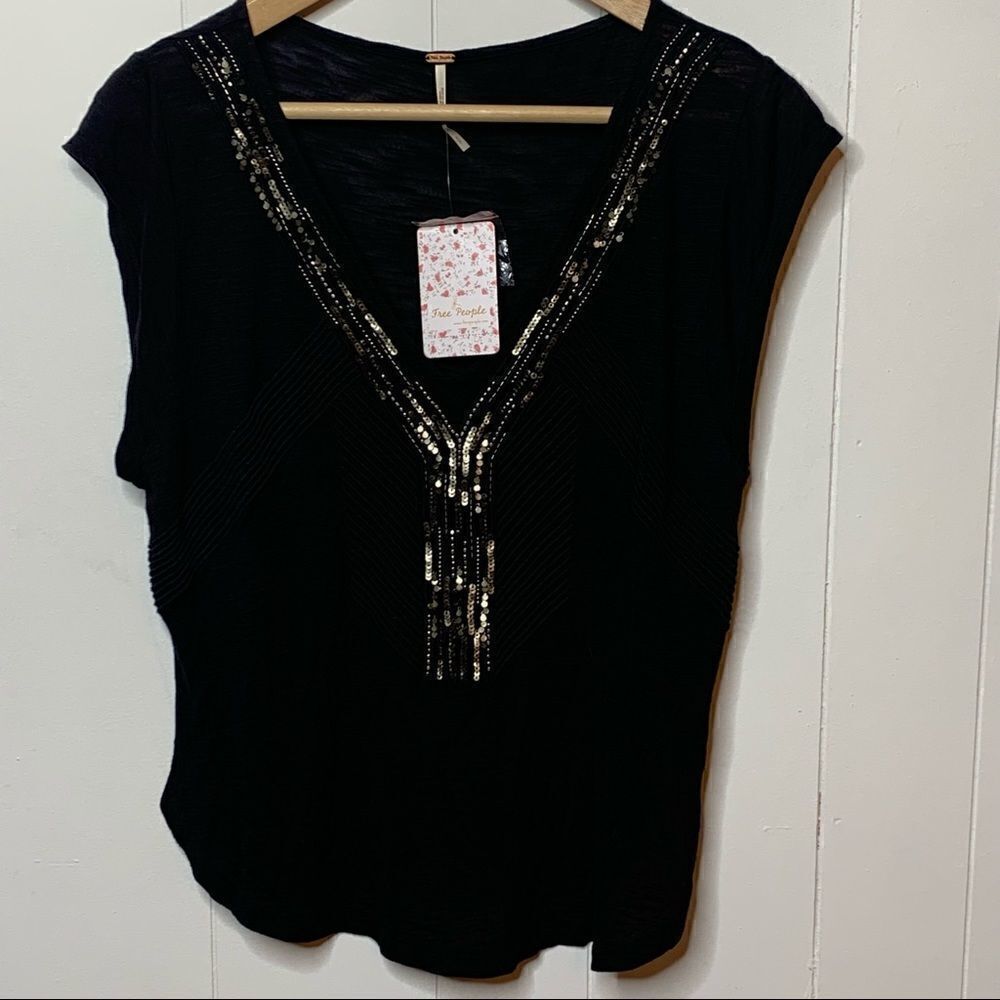 Black Top Free People Cap Sleeve Deep V Embellished Tee NWT Size Small Maya